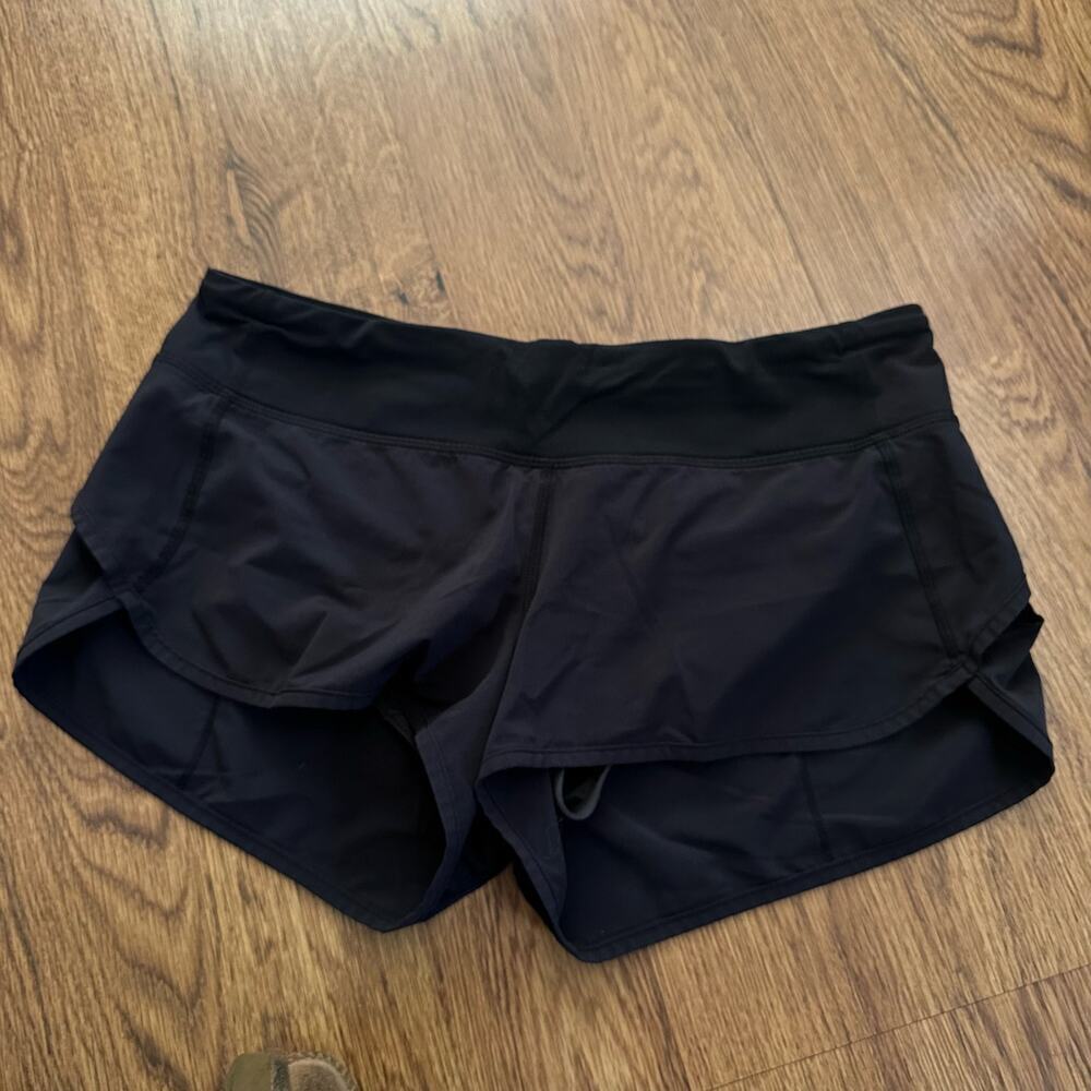 Lululemon black running shorts size 8 sports elastic athletic